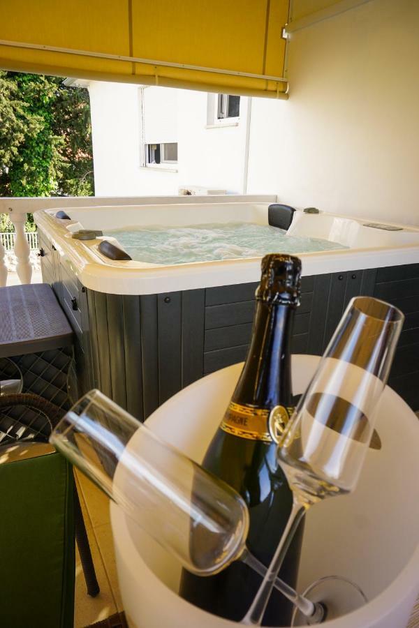 Apartment Paula With Private Jacuzzi And Parking- Near The Beach زادار المظهر الخارجي الصورة