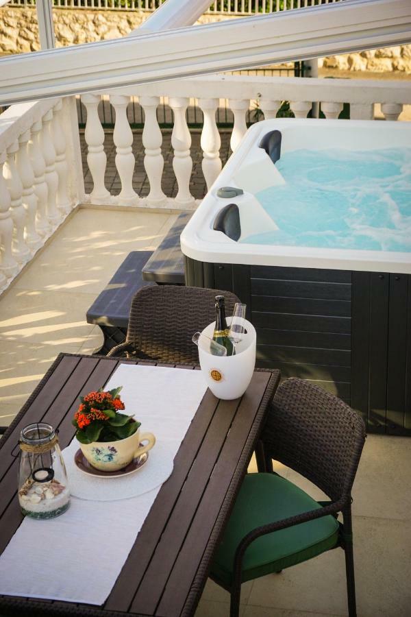 Apartment Paula With Private Jacuzzi And Parking- Near The Beach زادار المظهر الخارجي الصورة