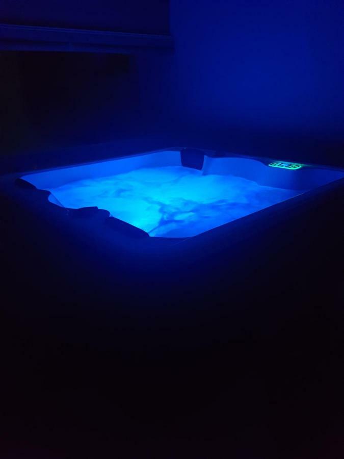 Apartment Paula With Private Jacuzzi And Parking- Near The Beach زادار المظهر الخارجي الصورة