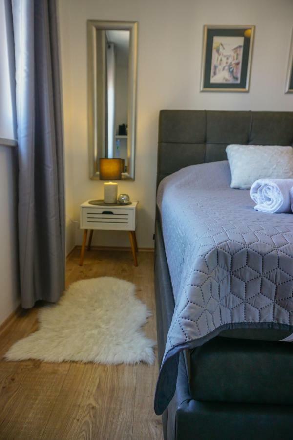 Apartment Paula With Private Jacuzzi And Parking- Near The Beach زادار المظهر الخارجي الصورة
